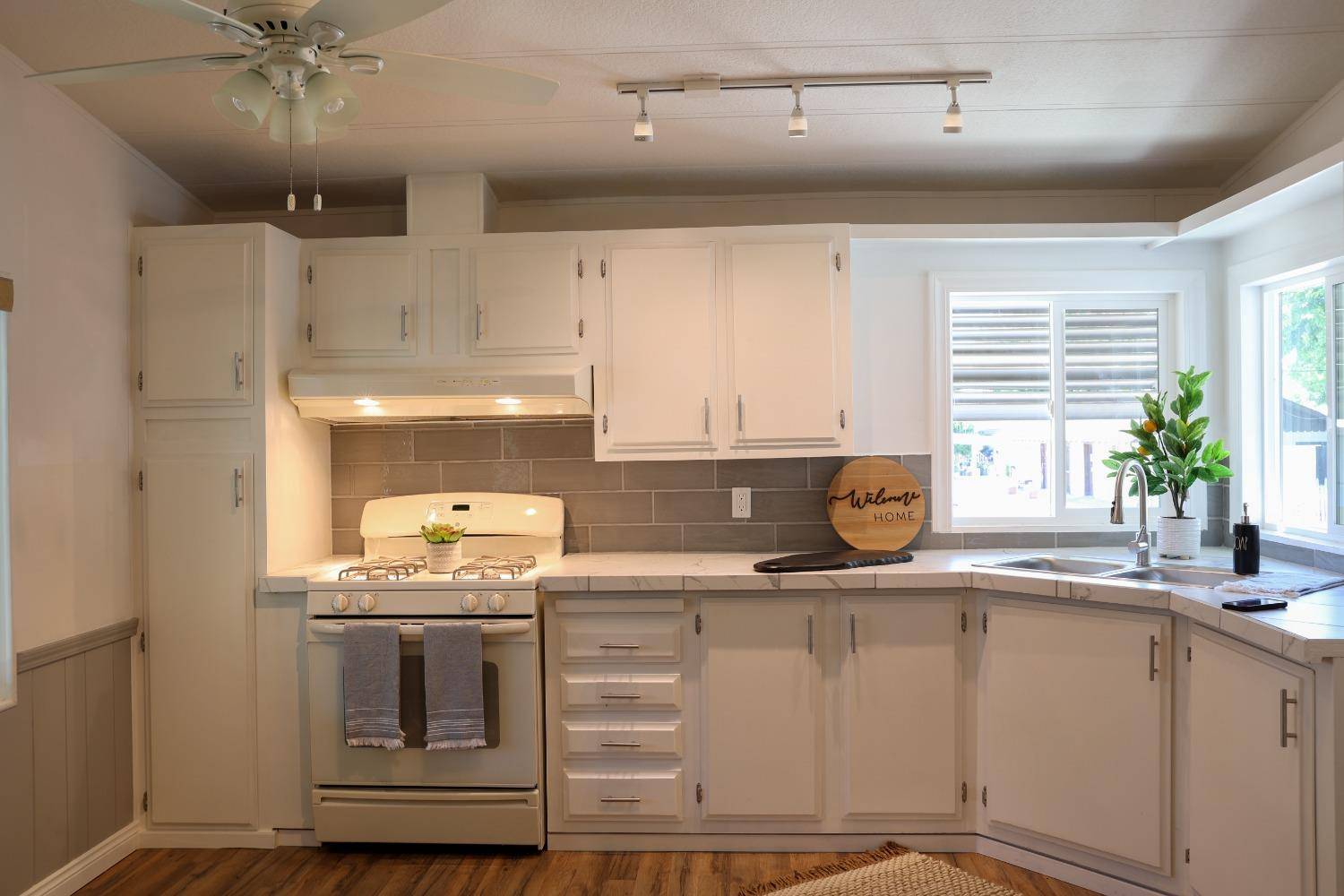 Orangevale, CA 95662,6480 Main AVE #51