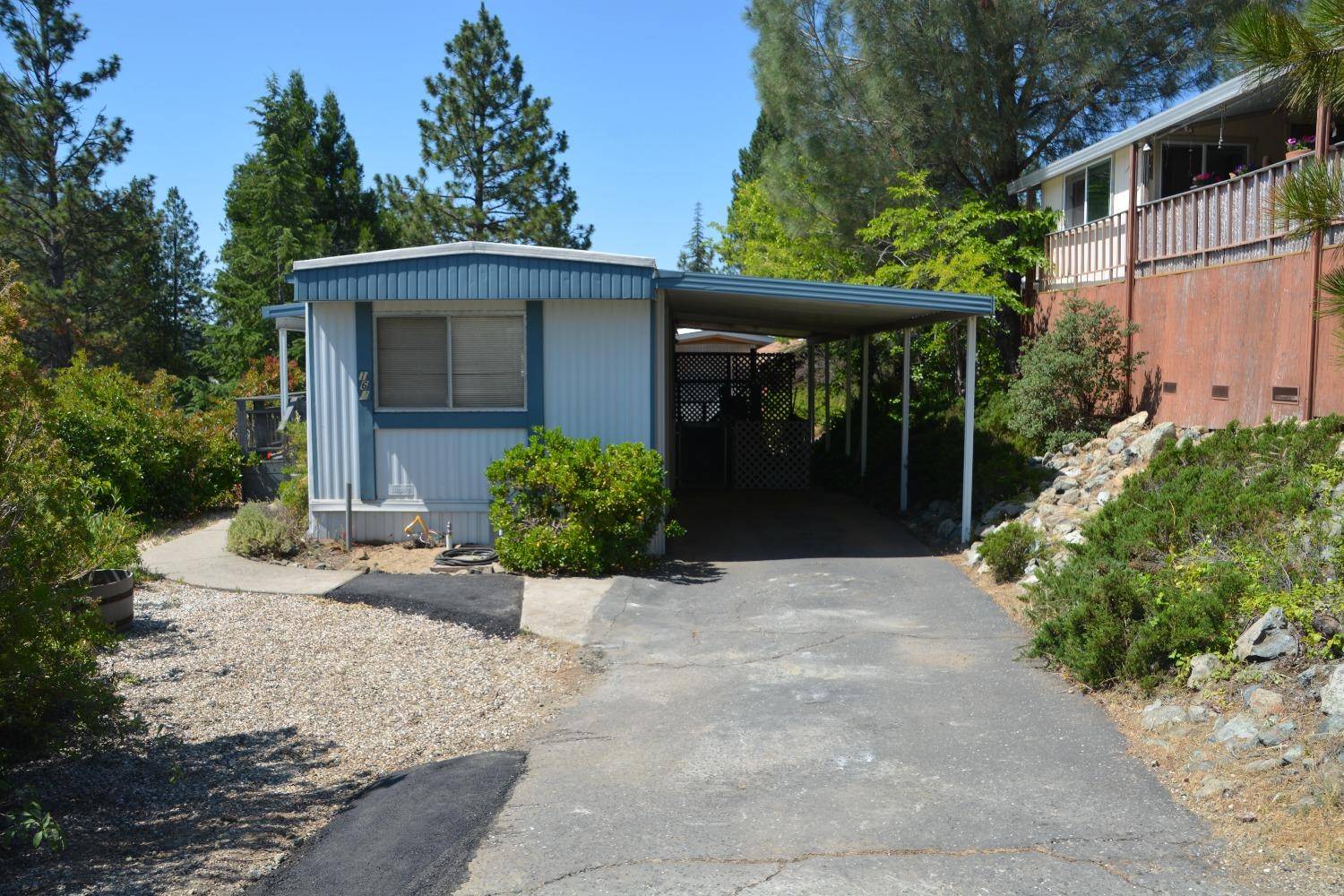 Grass Valley, CA 95945,1530 Redwood DR #164