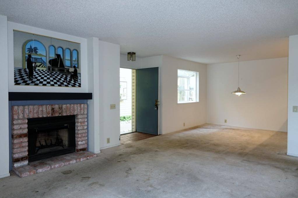 Sacramento, CA 95825,2280 Hurley WAY #15