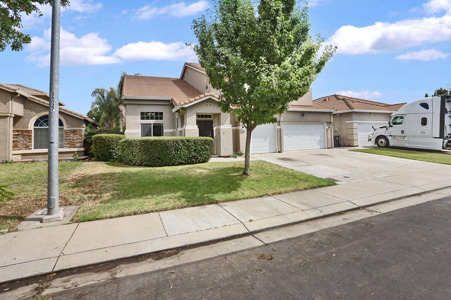 Stockton, CA 95206,1819 Oakley CT