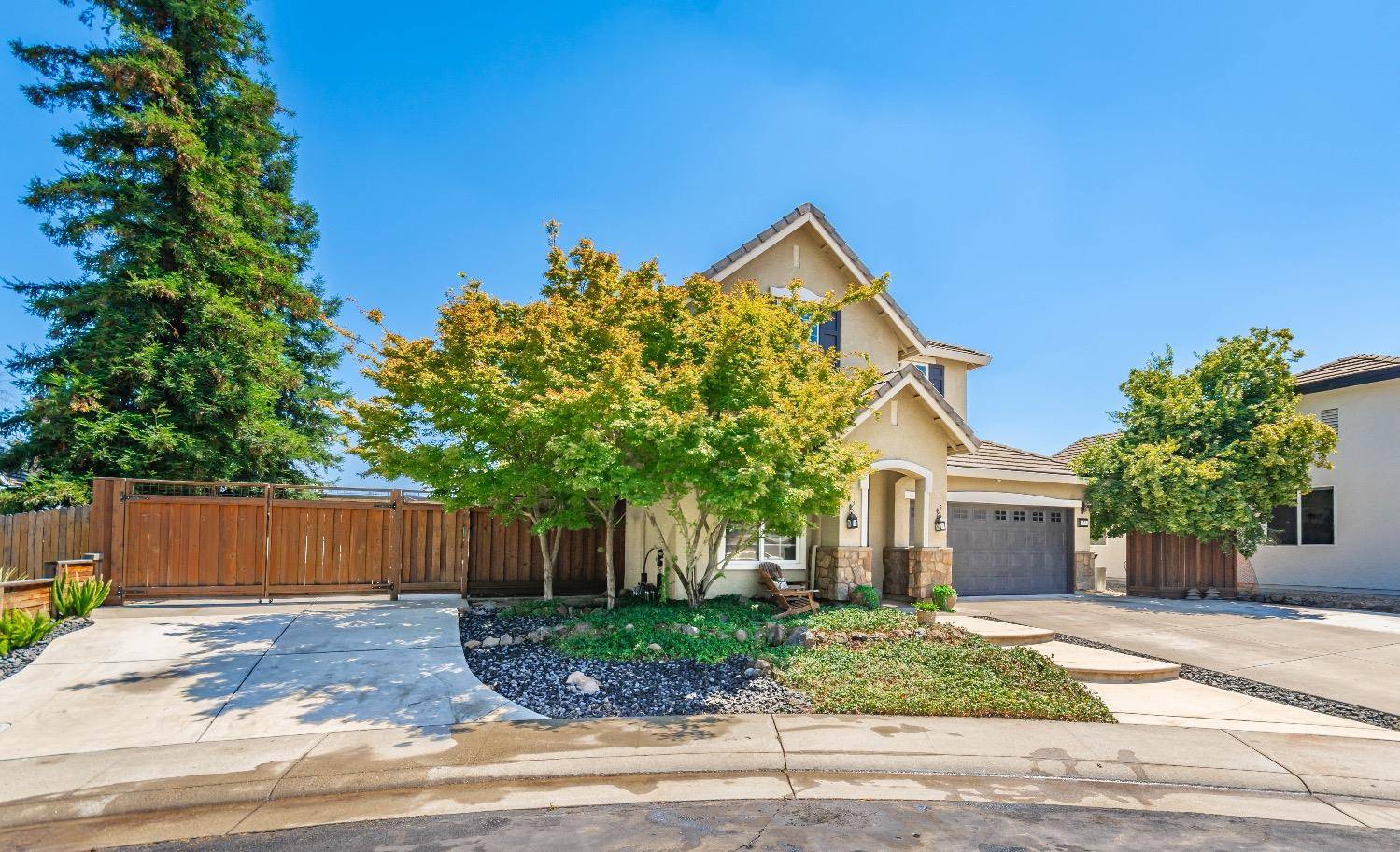 Roseville, CA 95678,456 Elmwood CT