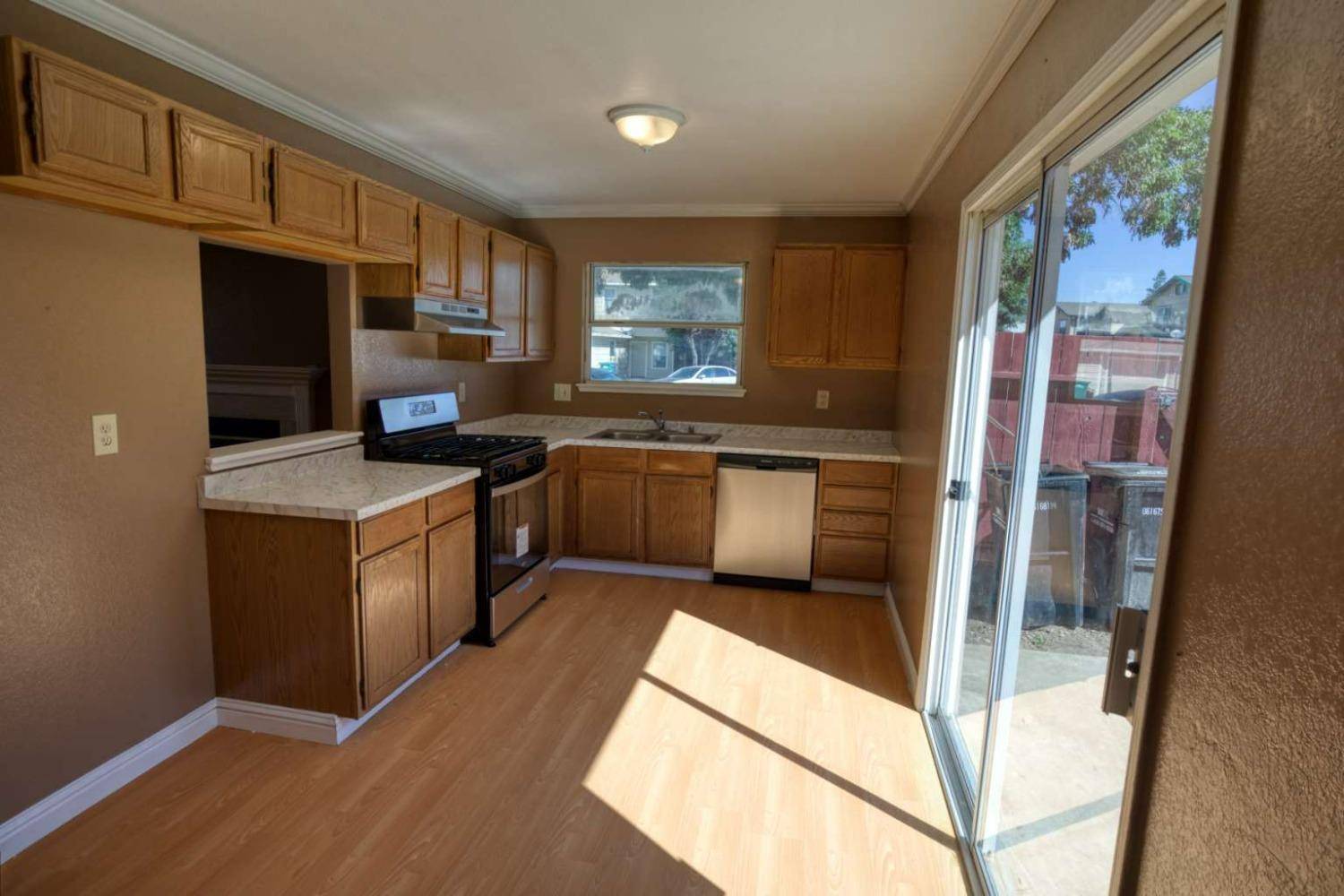 King City, CA 93930,305 Mustang CT #A