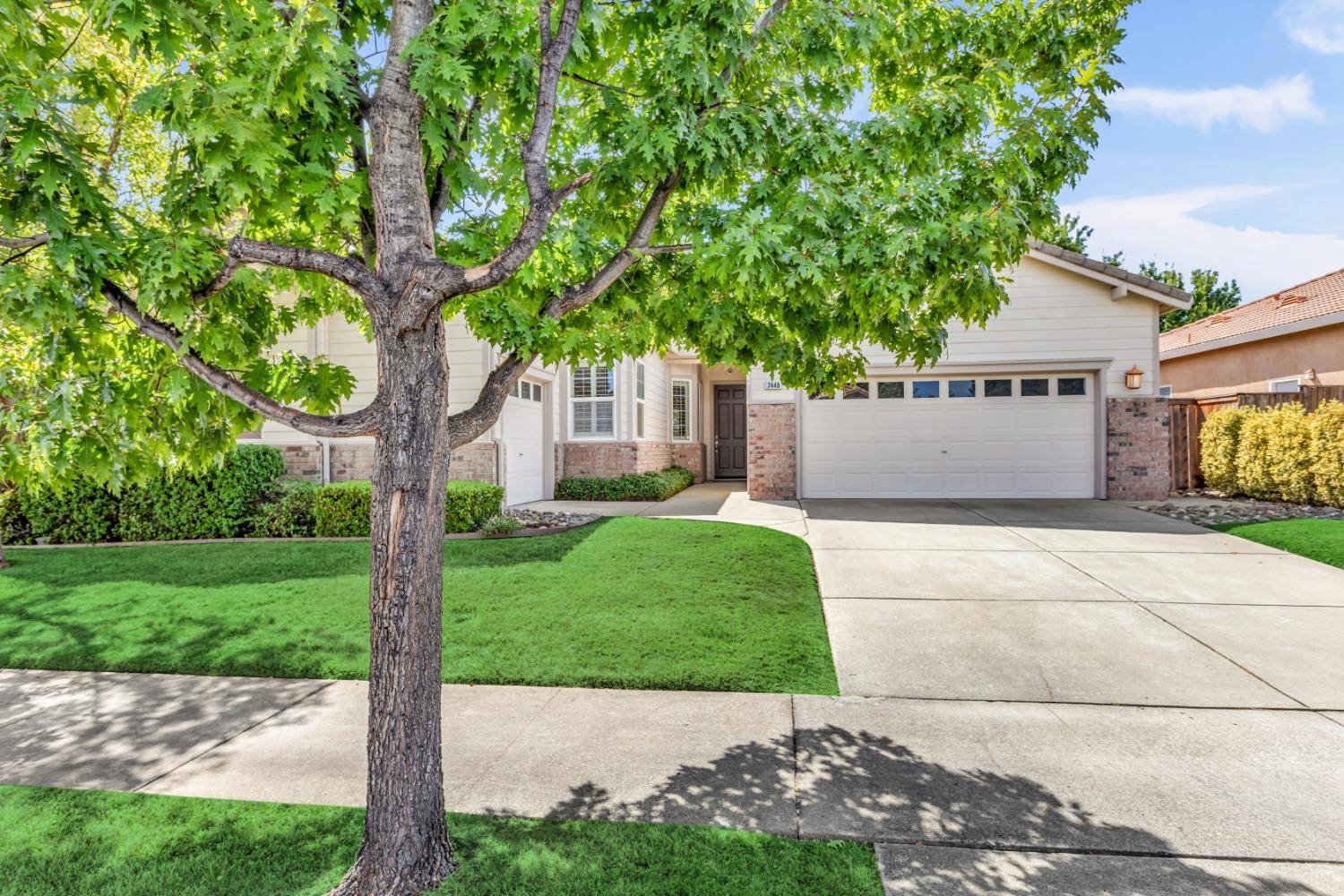 Roseville, CA 95678,7448 Millport DR