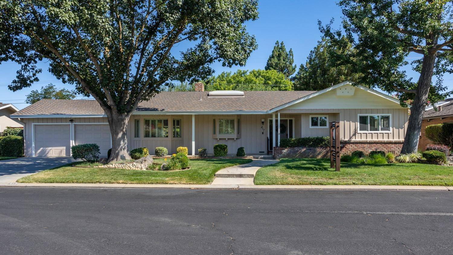 Modesto, CA 95350,417 Little John LN