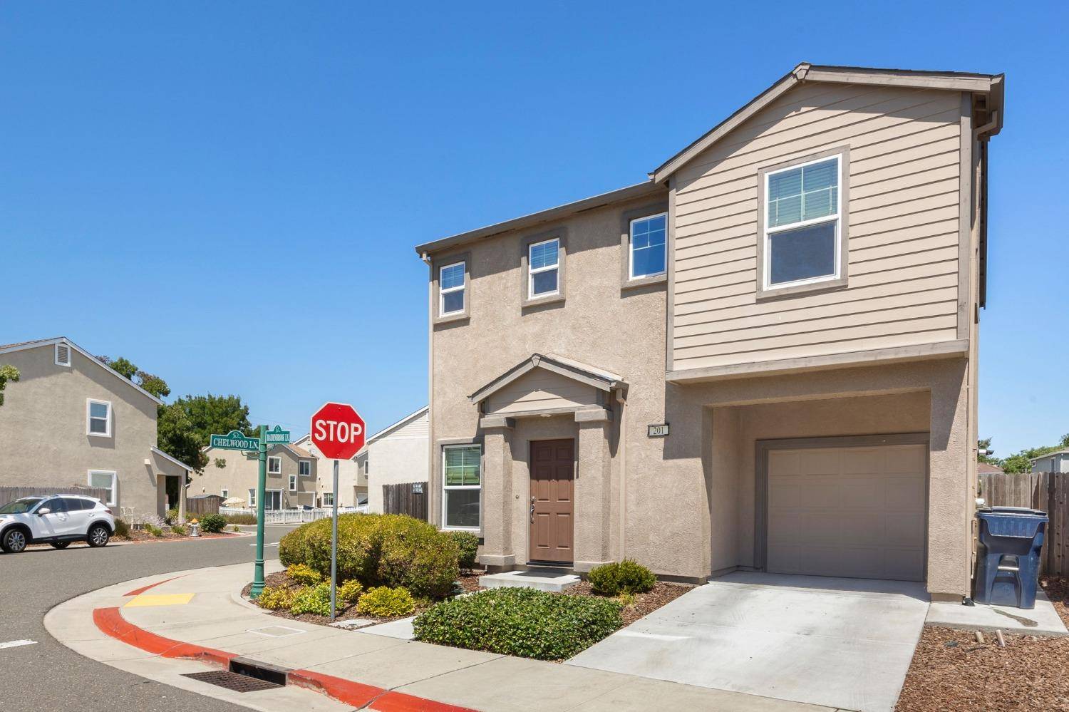 Sacramento, CA 95823,201 Maidenbrook LN