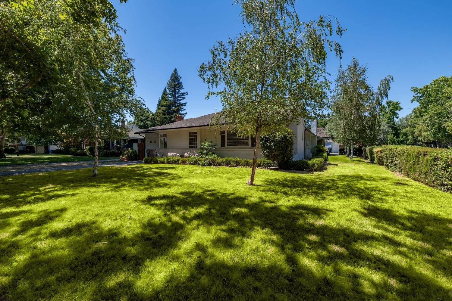 Sacramento, CA 95818,1428 Vallejo WAY