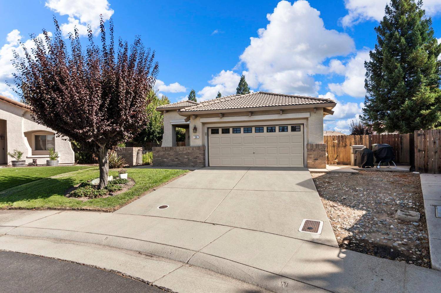 Roseville, CA 95747,324 Perth CT