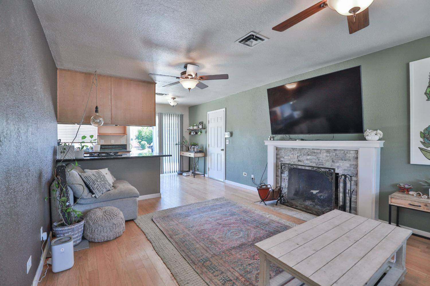 Orangevale, CA 95662,6312 Trajan DR