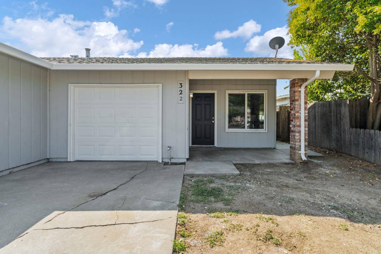 Lodi, CA 95240,322 Lambert CT