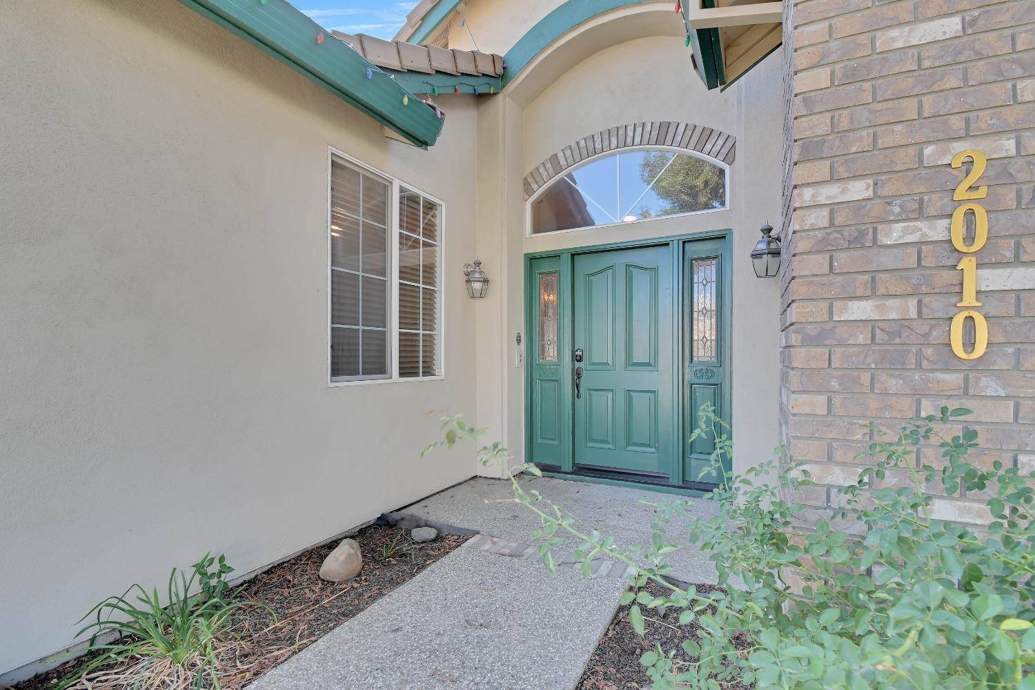 Yuba City, CA 95993,2010 Ash CT
