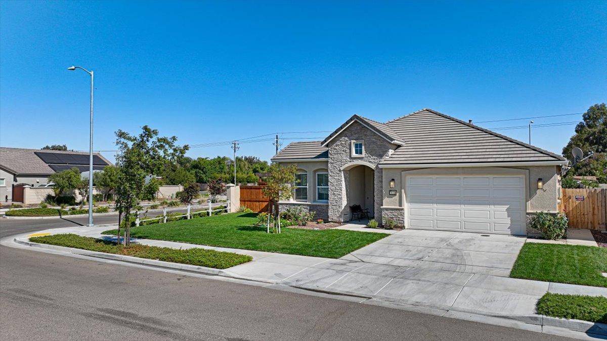 Los Banos, CA 93635,1832 Dunite DR