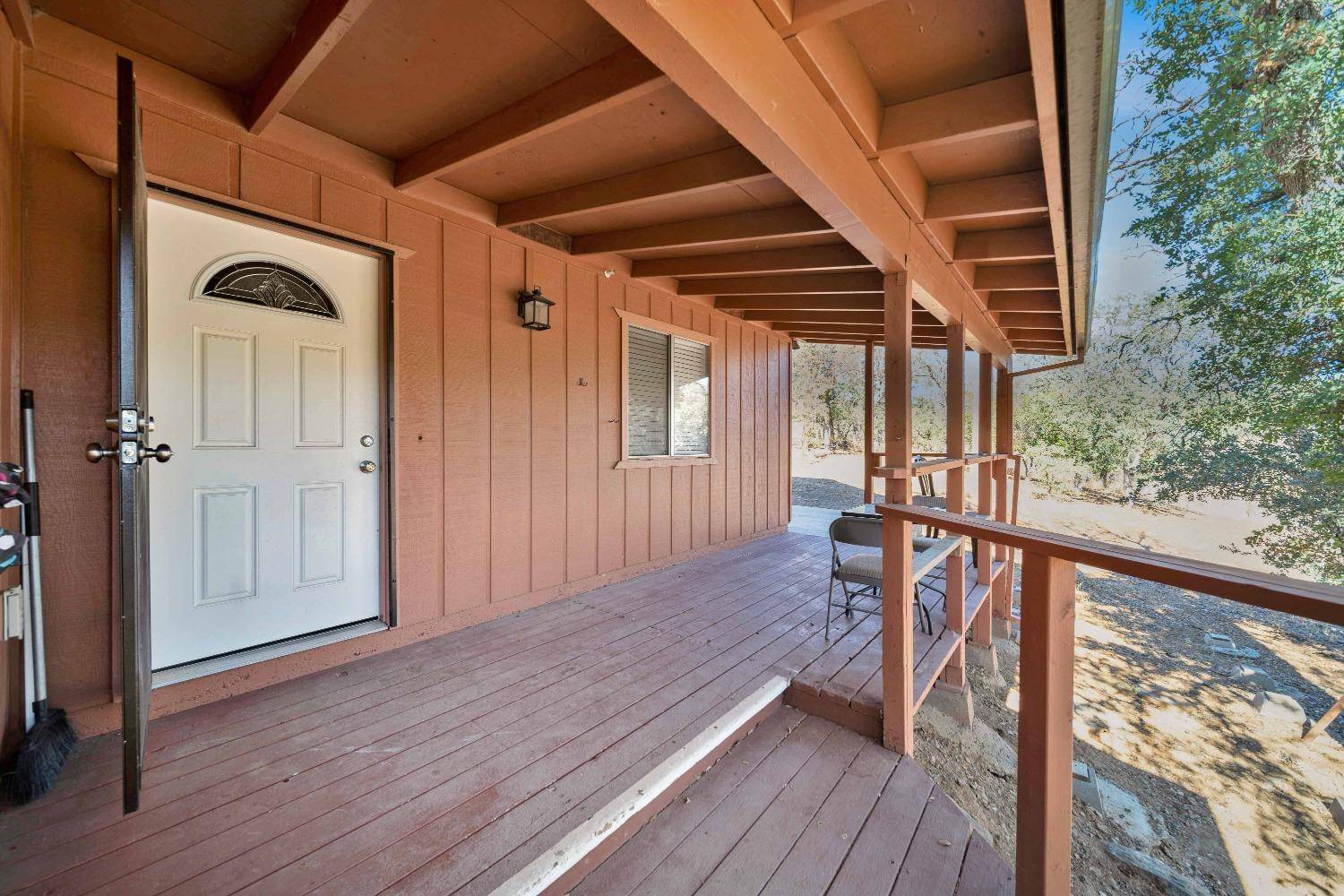 Cottonwood, CA 96022,19770 HILLVIEW DR