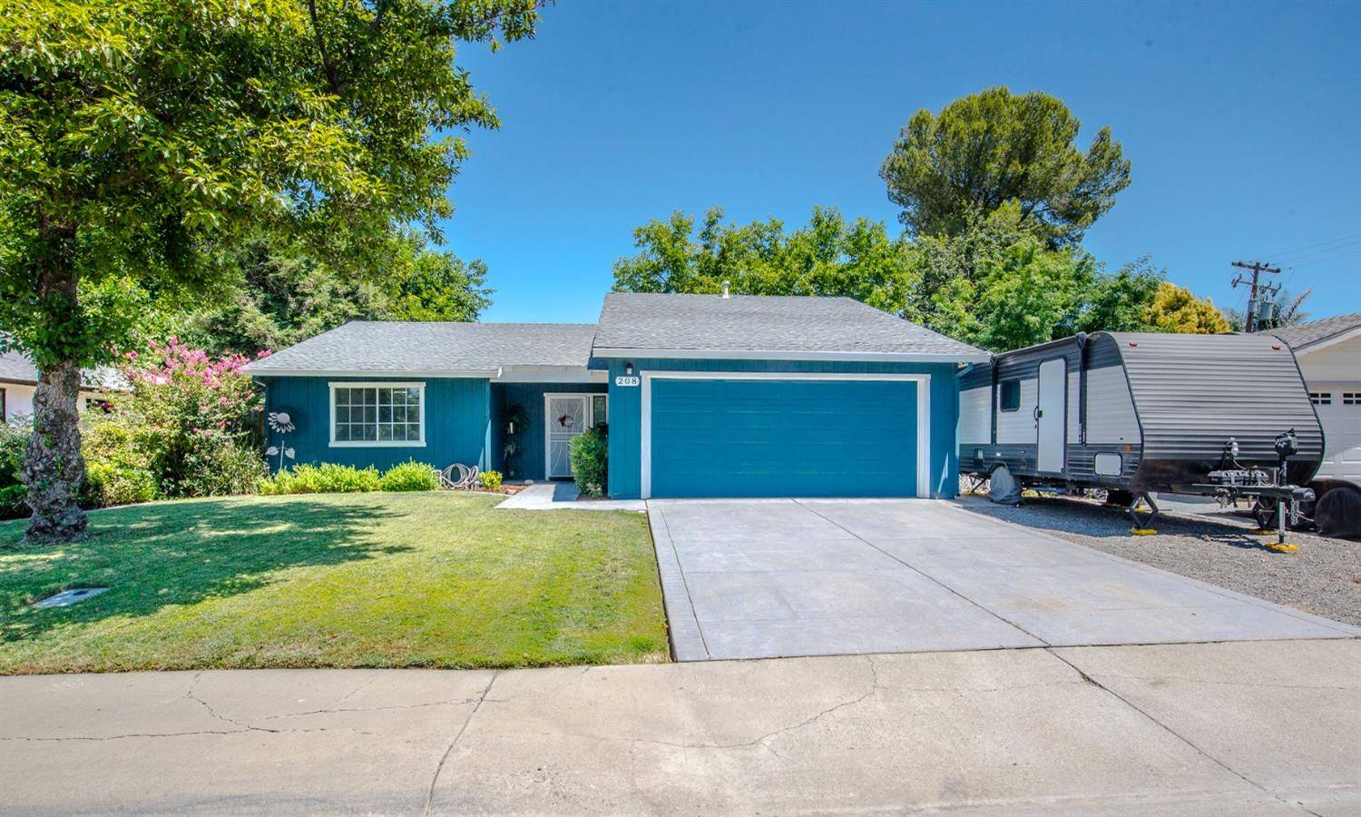 Woodland, CA 95695,208 Mariposa ST