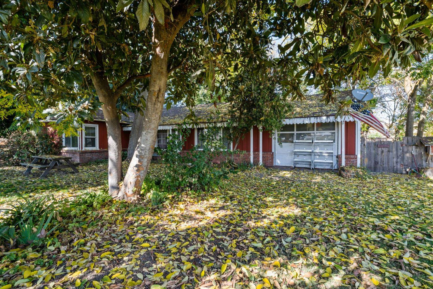 Manteca, CA 95337,2179 W Woodward AVE