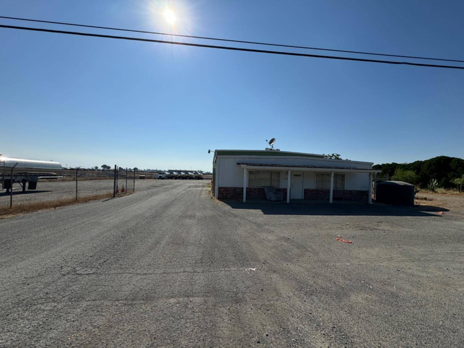 Orland, CA 95963,3699 County Road 99W
