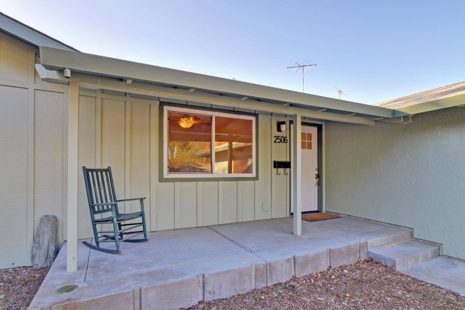 Davis, CA 95618,2506 Lafayette DR