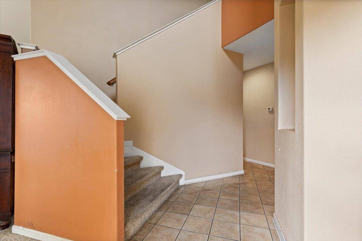 Marysville, CA 95901,5546 Meadow Brook WAY