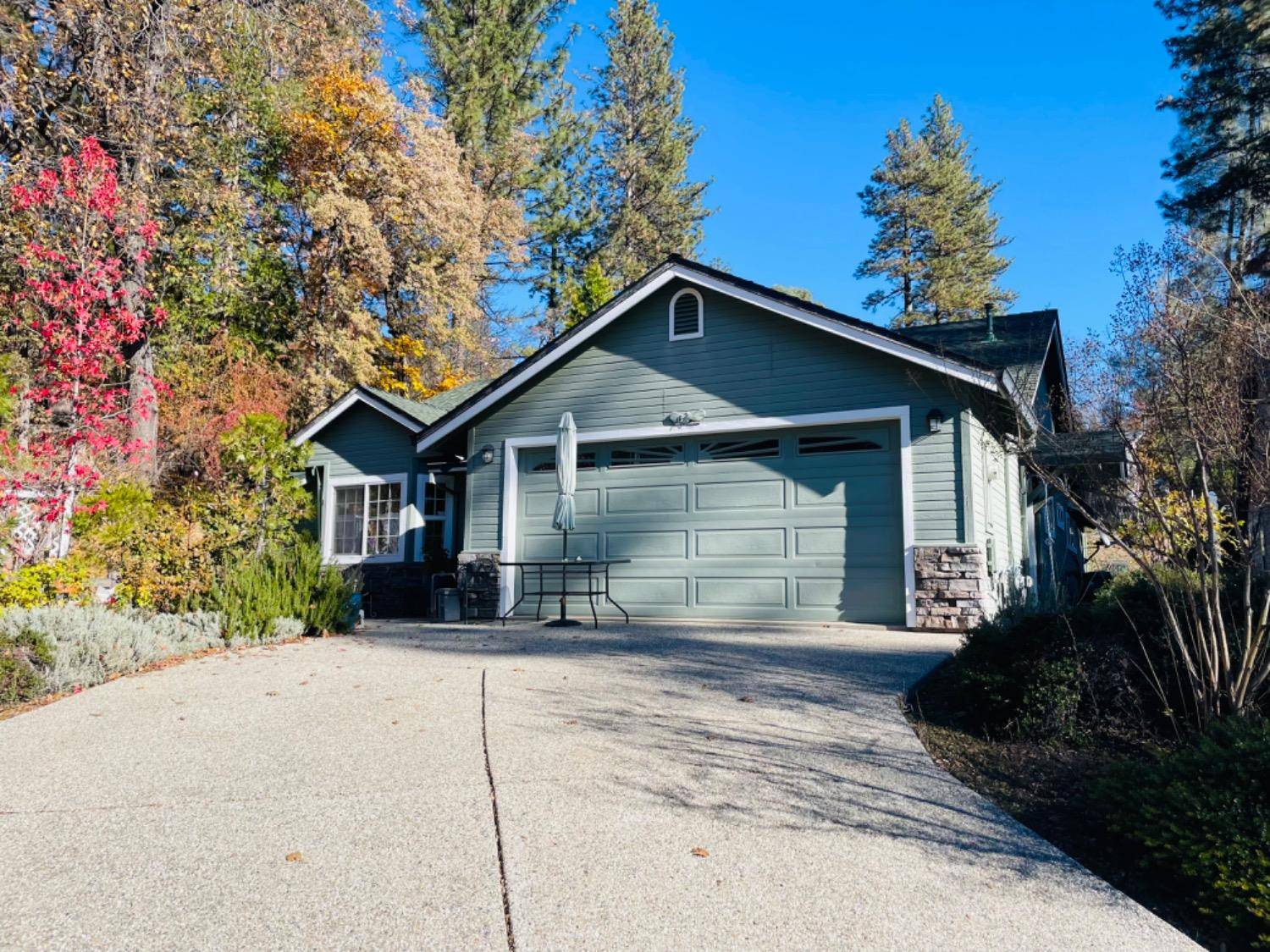 Grass Valley, CA 95945,464 Glenwood Pines CT