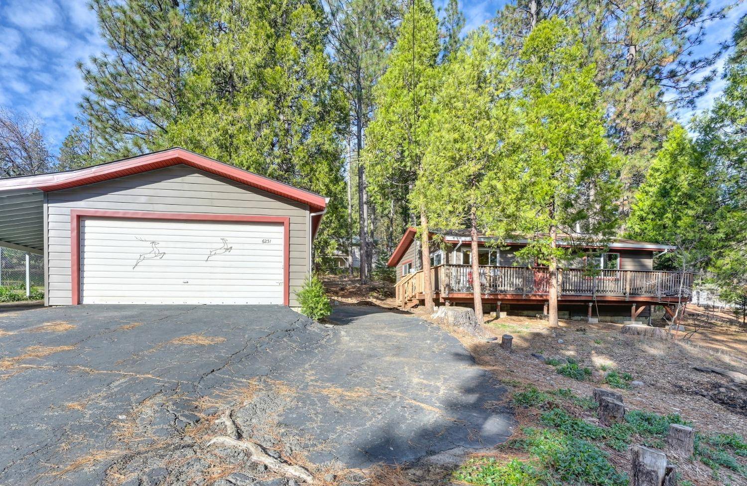 Pollock Pines, CA 95726,6231 Shad WAY