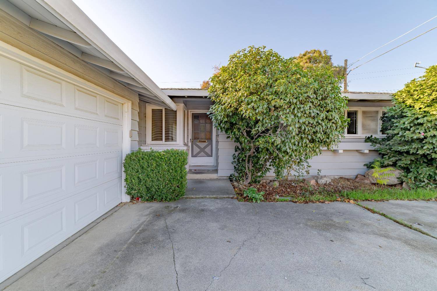 Sacramento, CA 95841,5837 Shenandoah DR