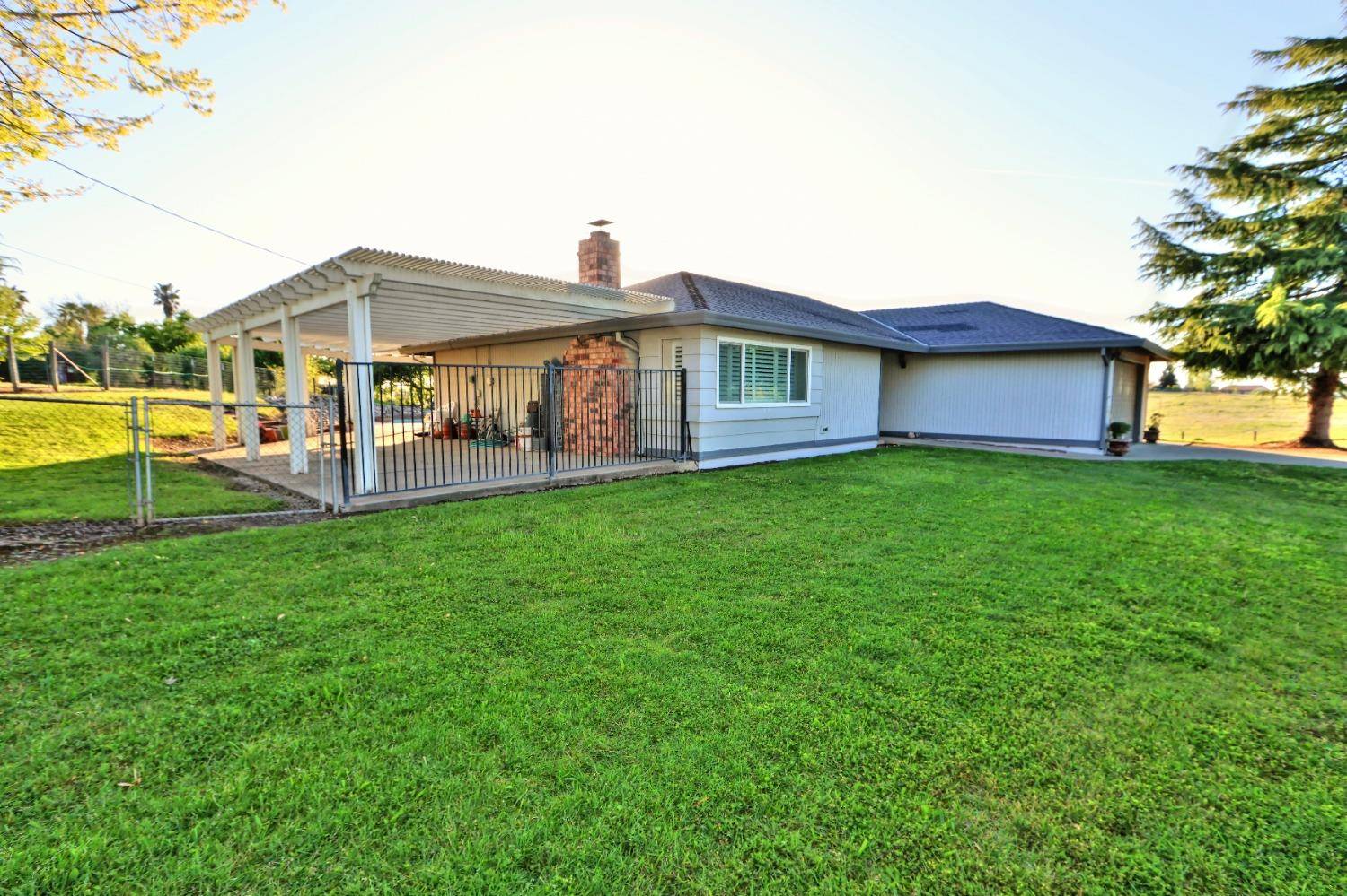 Wilton, CA 95693,9962 Alta Mesa RD