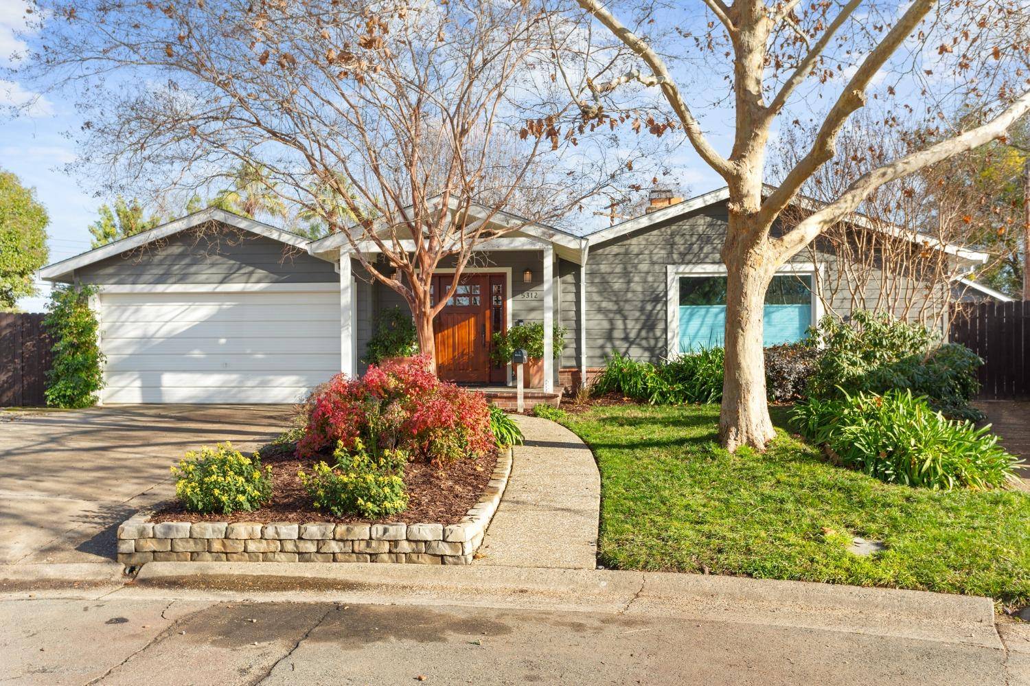 Fair Oaks, CA 95628,5312 Hibiscus DR