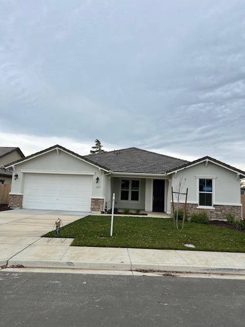 Newman, CA 95360,1017 Souza CT