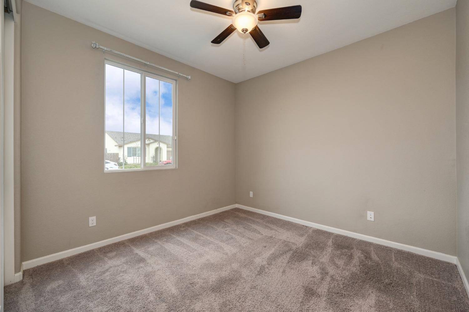 Olivehurst, CA 95961,4143 Sir Barton DR