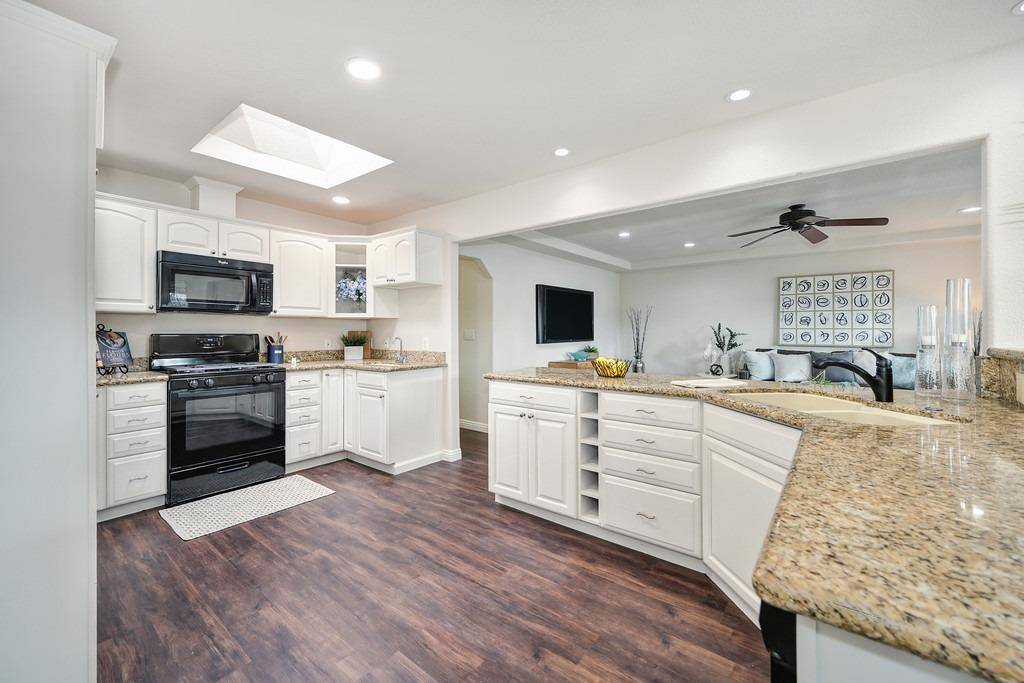 Orangevale, CA 95662,8657 Elm AVE