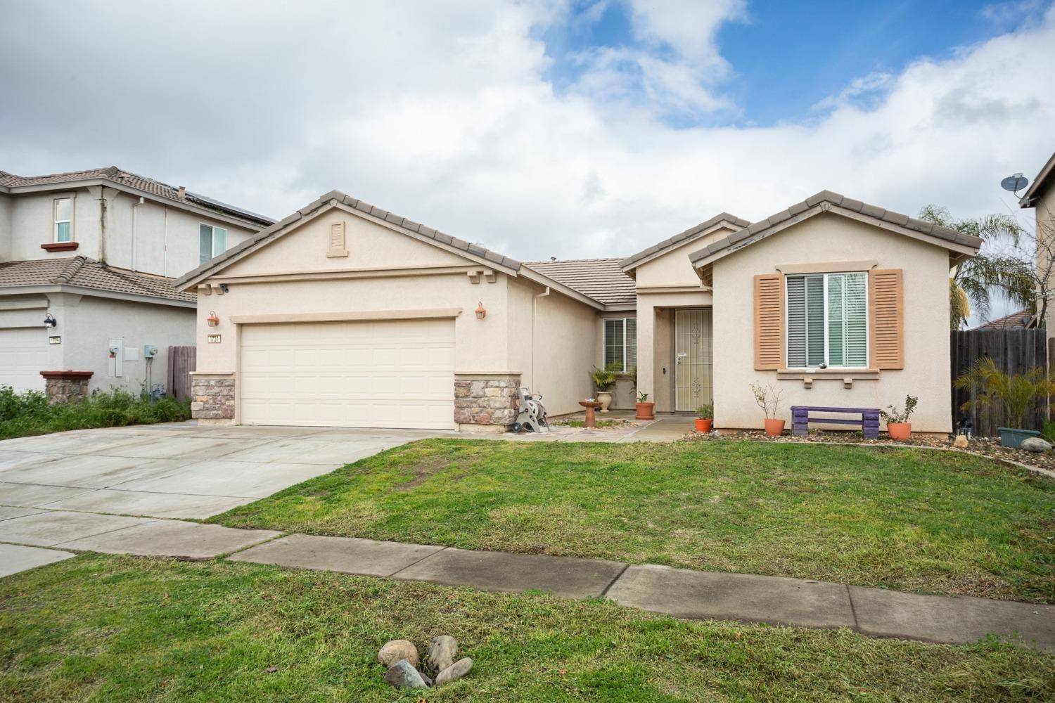 Marysville, CA 95901,1731 Twisted River DR