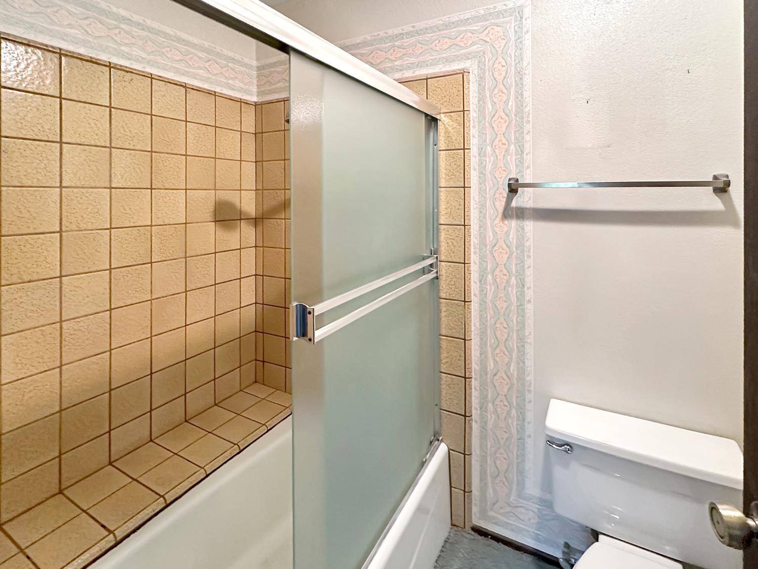 803 Auburn Ravine RD Auburn, CA 95603