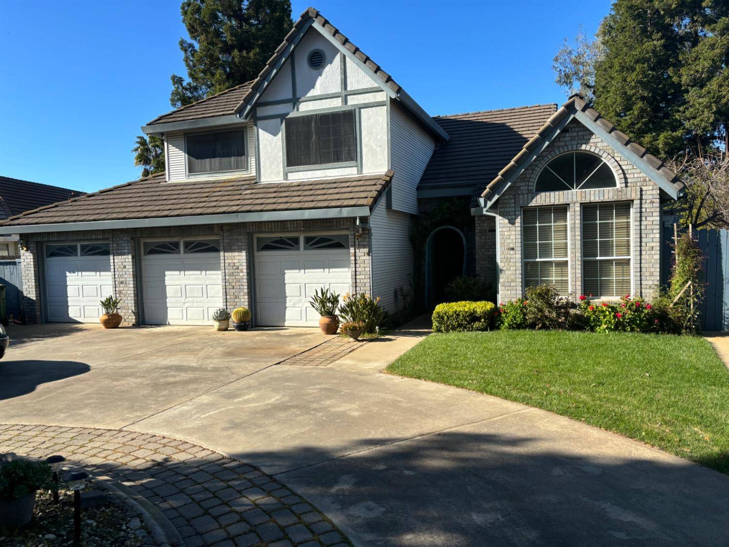 Elk Grove, CA 95624,8827 S Minnie circle