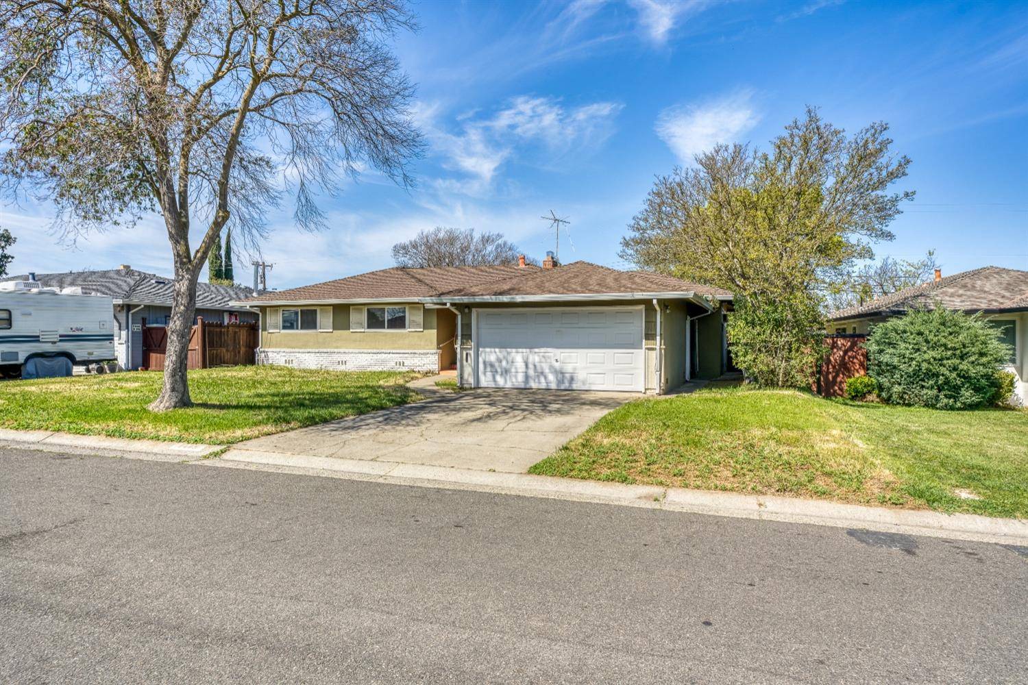 Sacramento, CA 95864,4445 Thor WAY