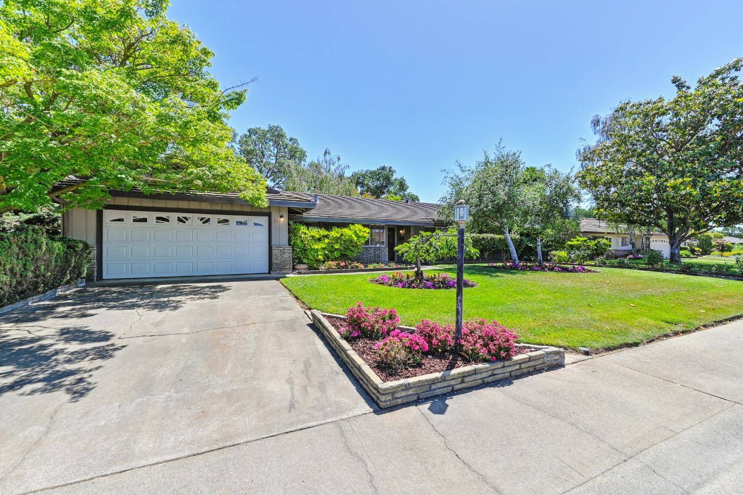 Elk Grove, CA 95624,8924 Dontree WAY