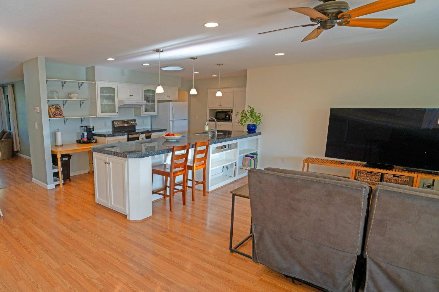 Rescue, CA 95672,2320 Pinon RD