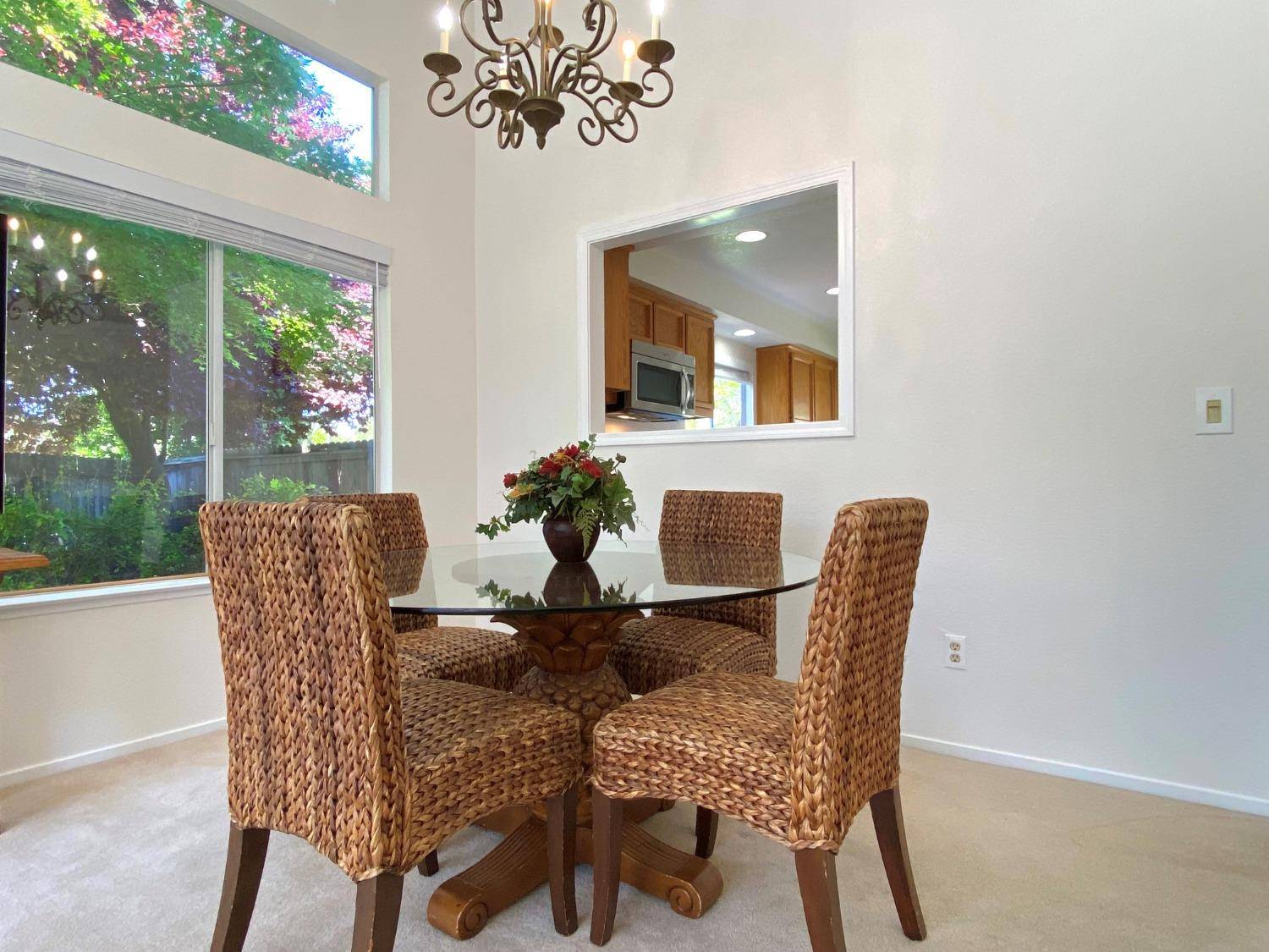 Rancho Murieta, CA 95683,15156 Celebrar