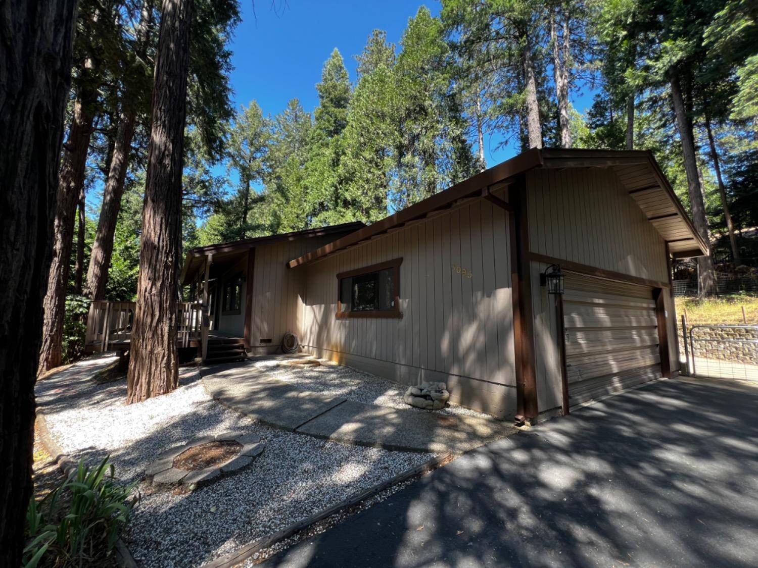 Pollock Pines, CA 95726,3095 Castlewood Circle