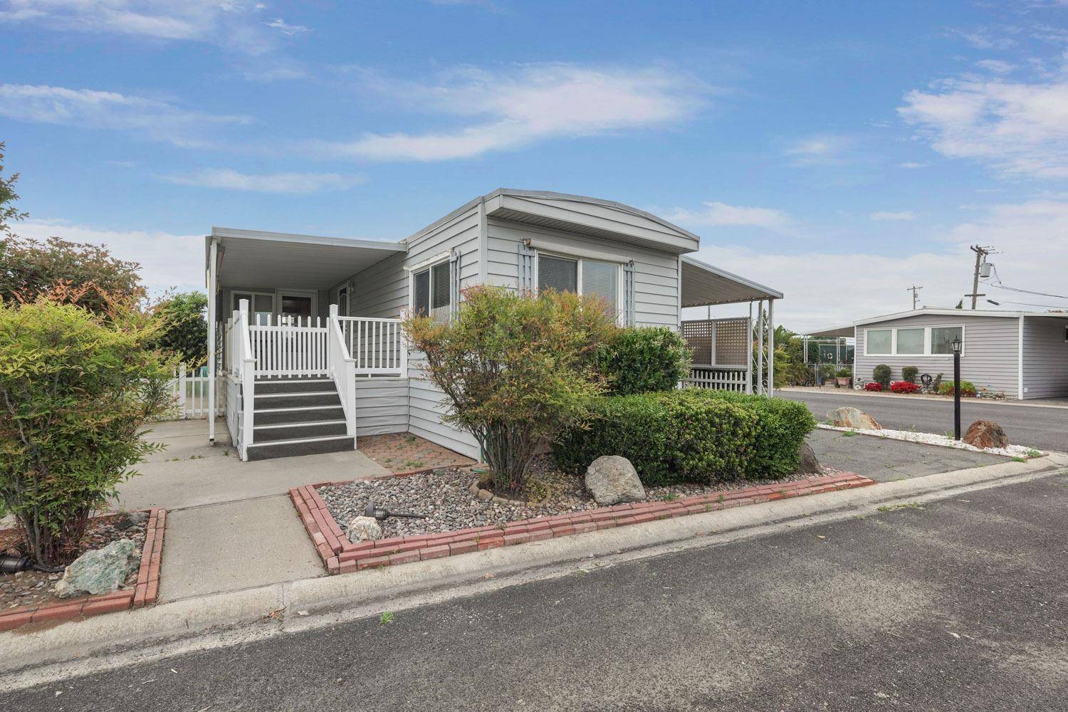 Lockeford, CA 95237,18450 N Highway 88 #28