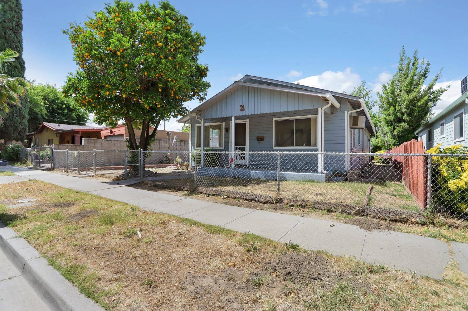 Tracy, CA 95376,21 W 1st ST