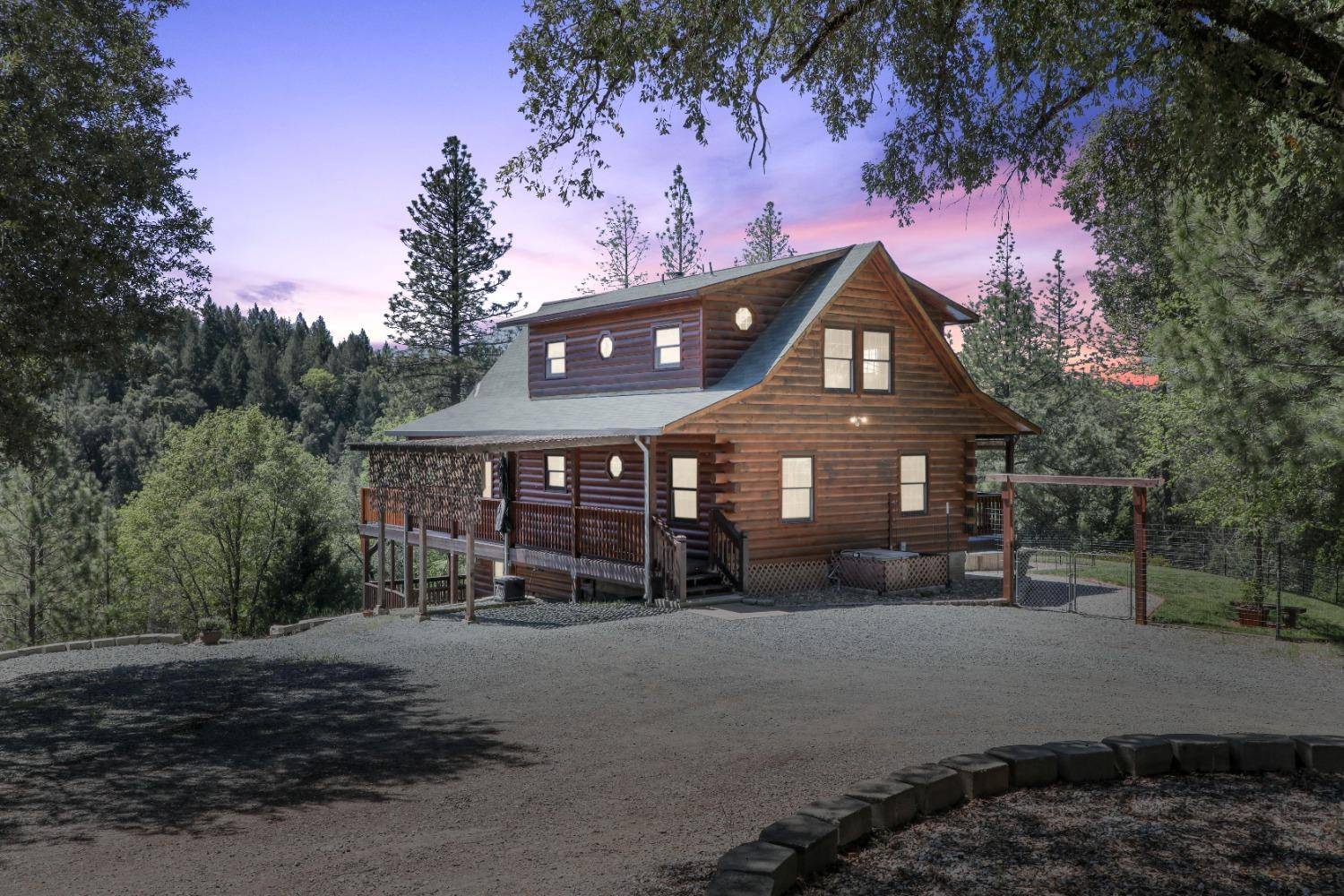 Pine Grove, CA 95665,19965 W Mitchell Mine RD