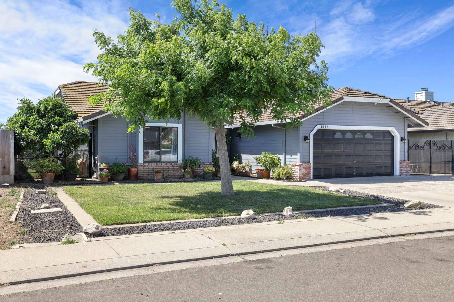 Ceres, CA 95307,1624 Hugo AVE