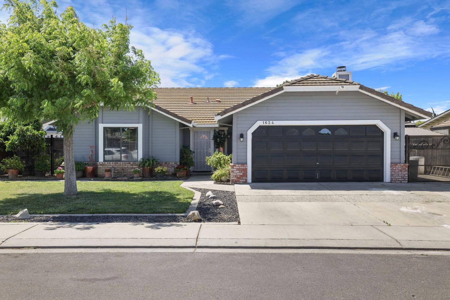 Ceres, CA 95307,1624 Hugo AVE