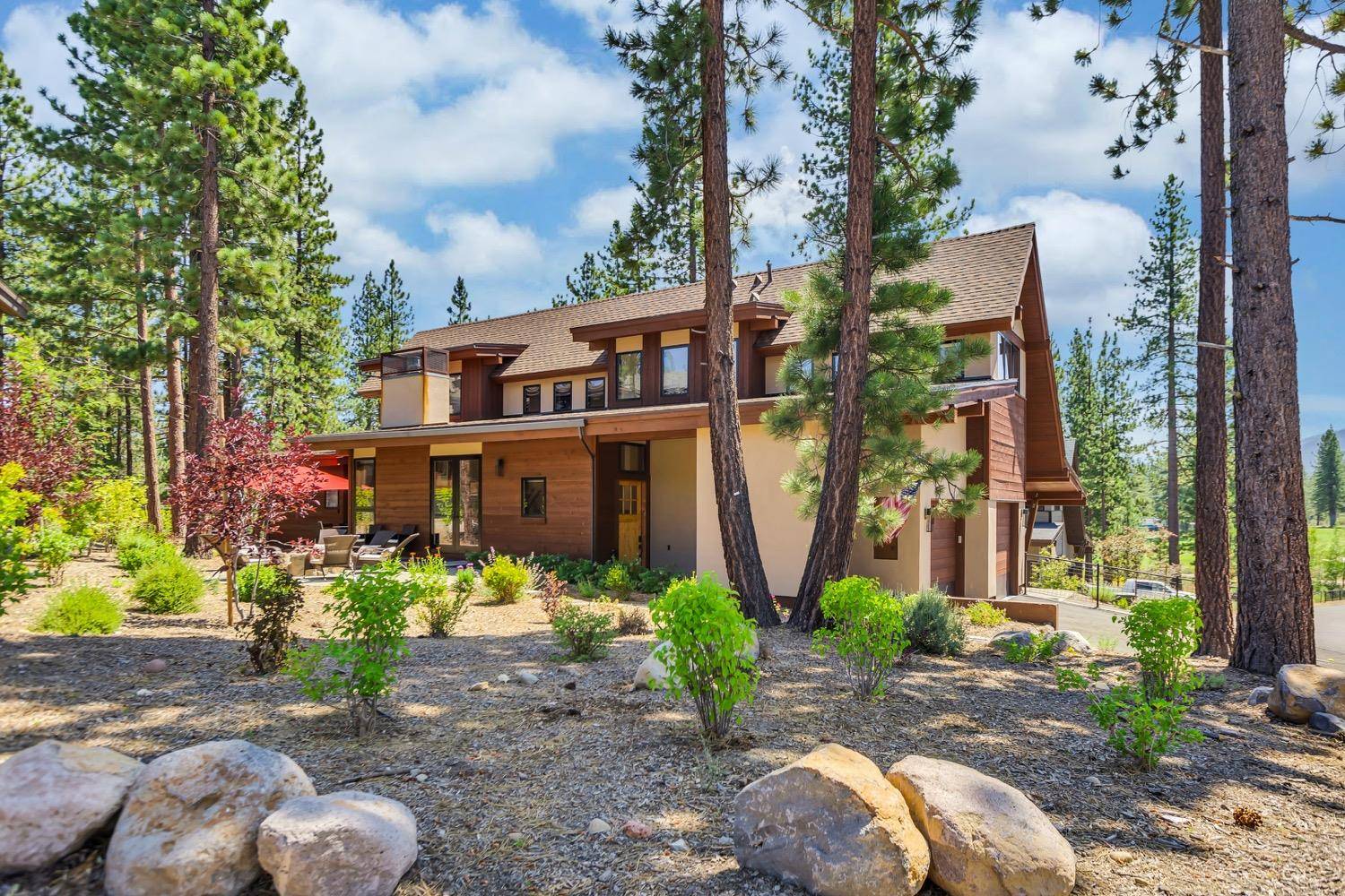Truckee, CA 96161,9106 Heartwood DR