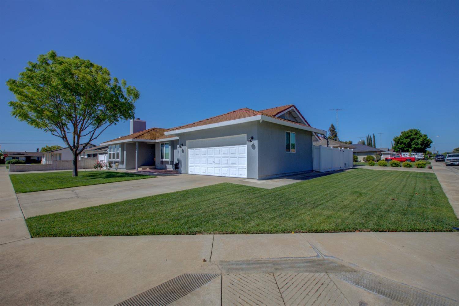 Hughson, CA 95326,2219 Portia WAY