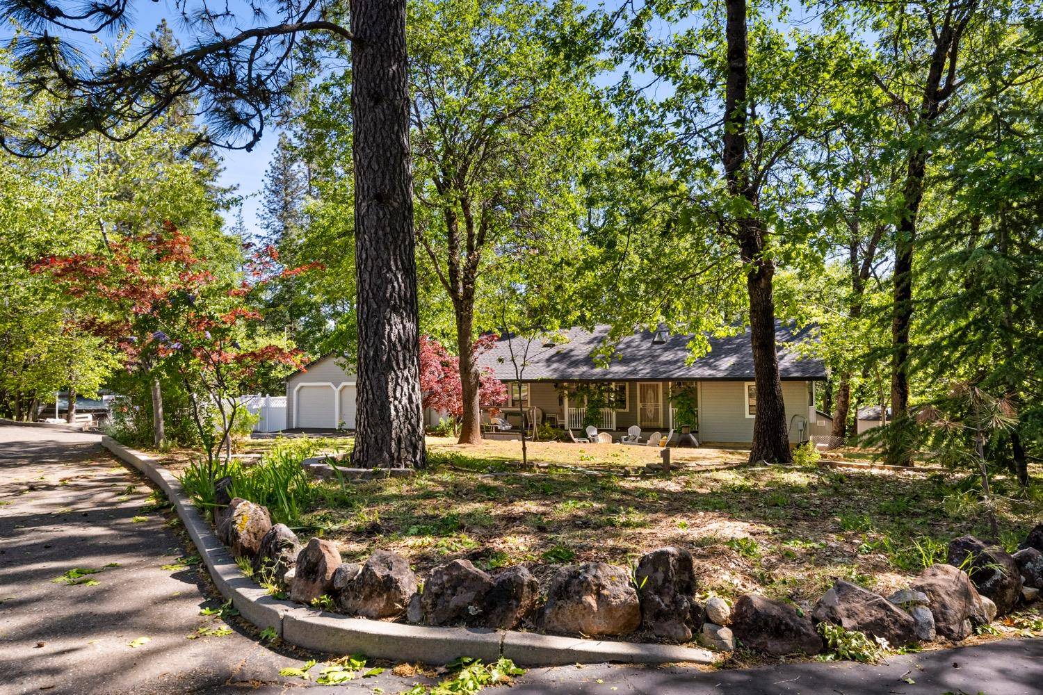 Camino, CA 95709,2851 Mount Danaher RD