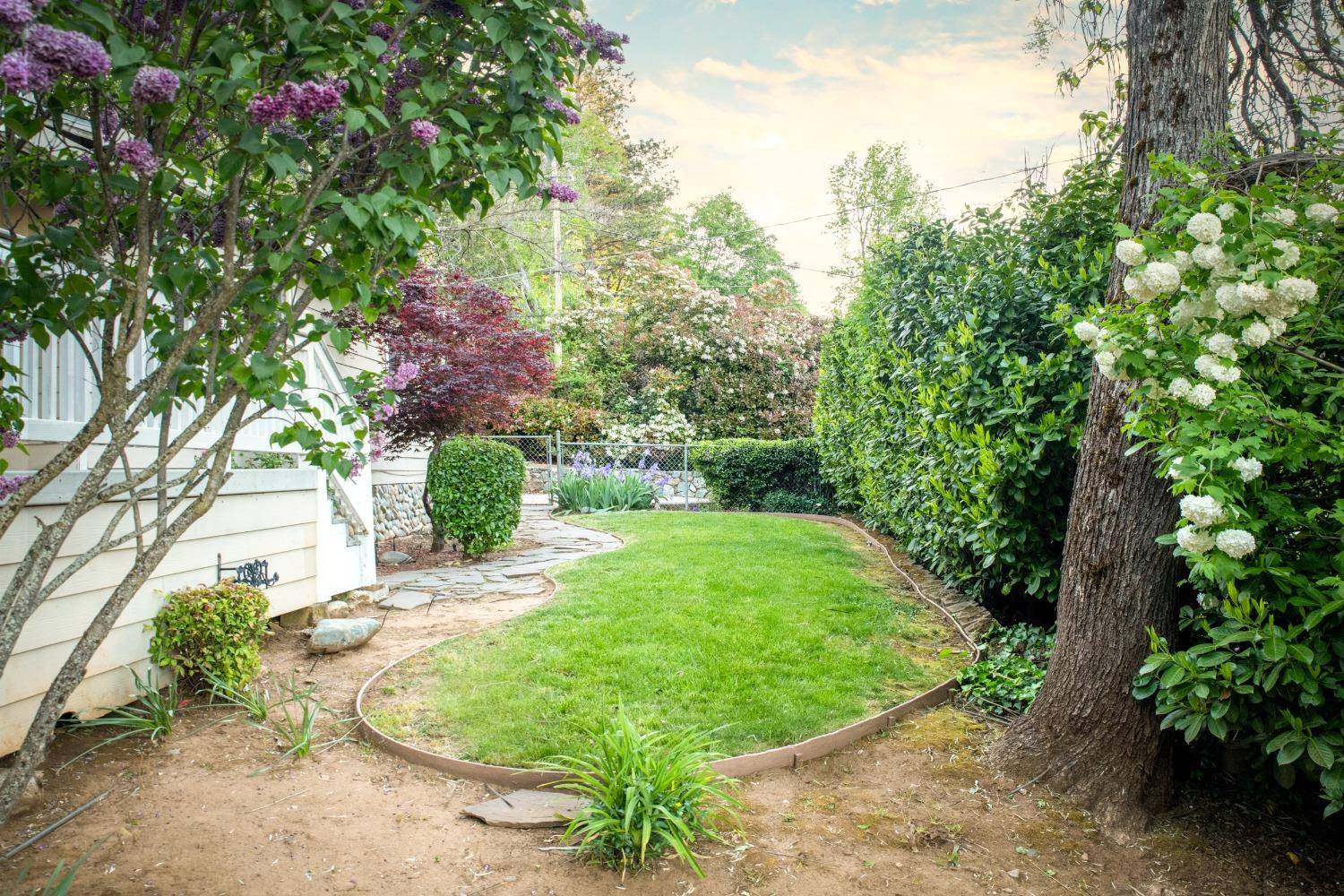 Grass Valley, CA 95945,110 Maryland DR