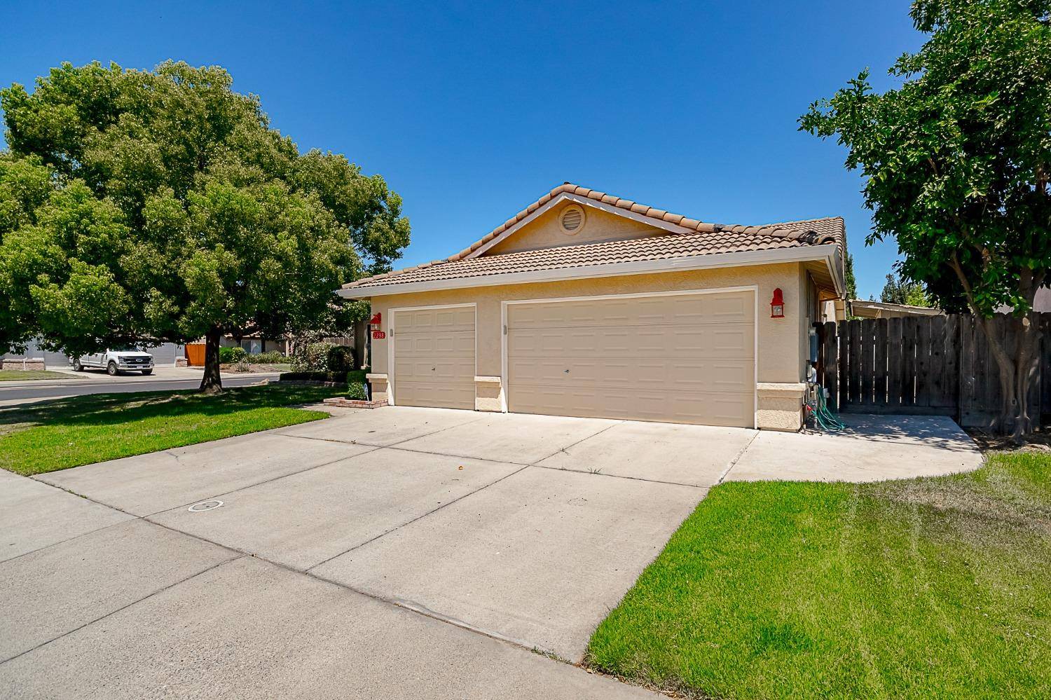 Oakdale, CA 95361,2288 Lana CT