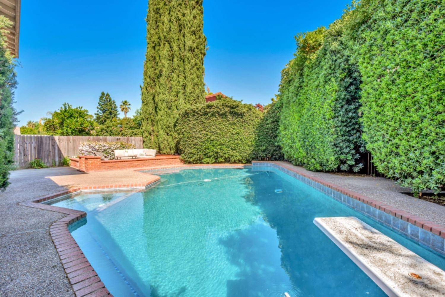 Sacramento, CA 95826,8399 Mediterranean WAY