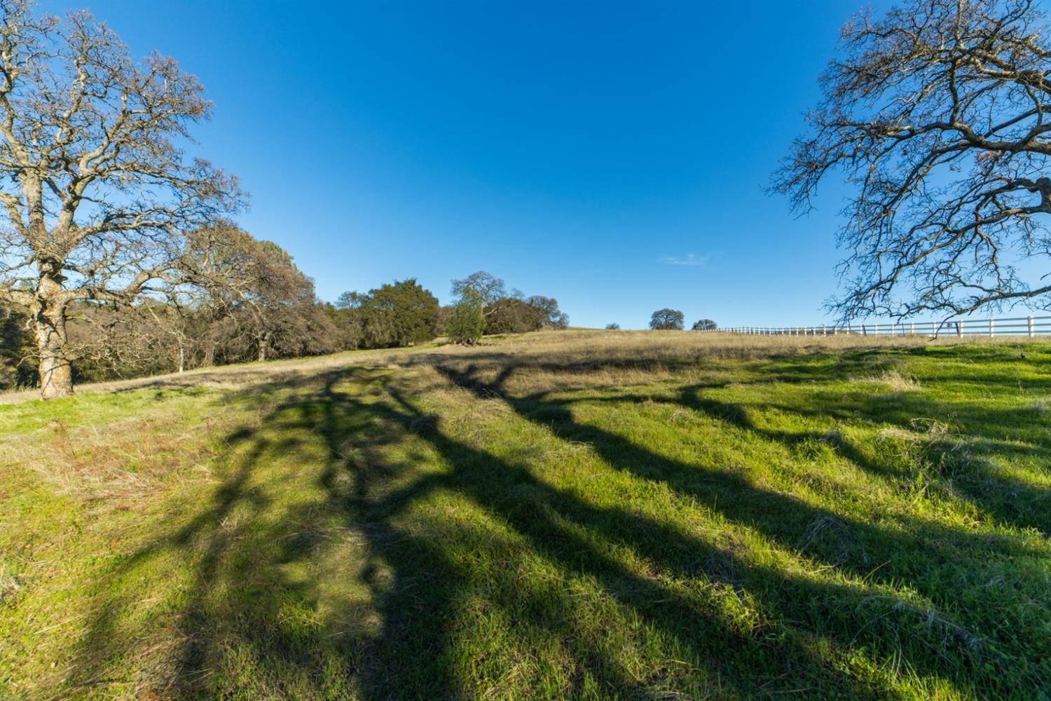 El Dorado Hills, CA 95762,8045 Rancho Cerros DR