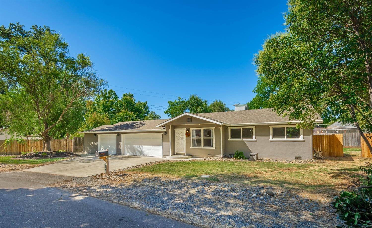 Citrus Heights, CA 95610,7007 Dudley